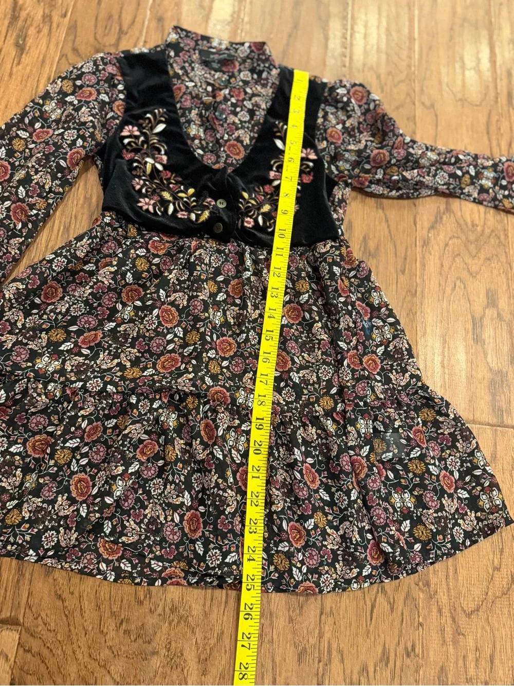 I.N. Girl vintage girl